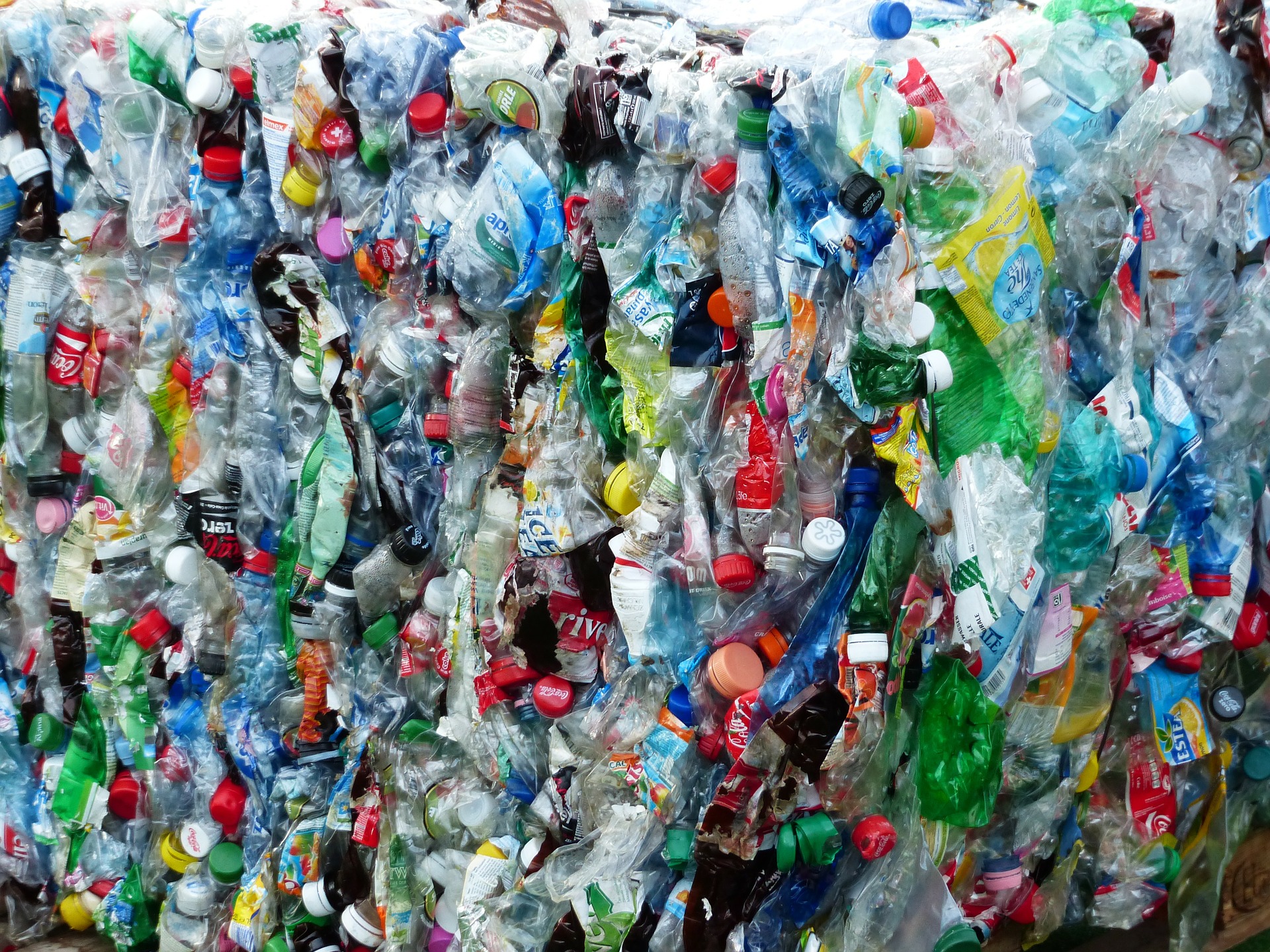 Nu går det snart att återvinna plast på ett bättre sätt